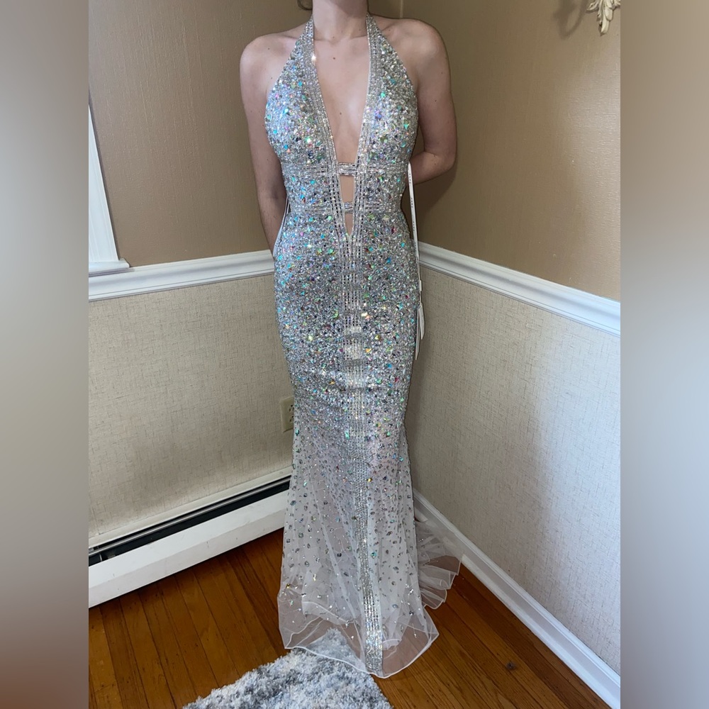 Jasz Couture Size 0 Prom dress